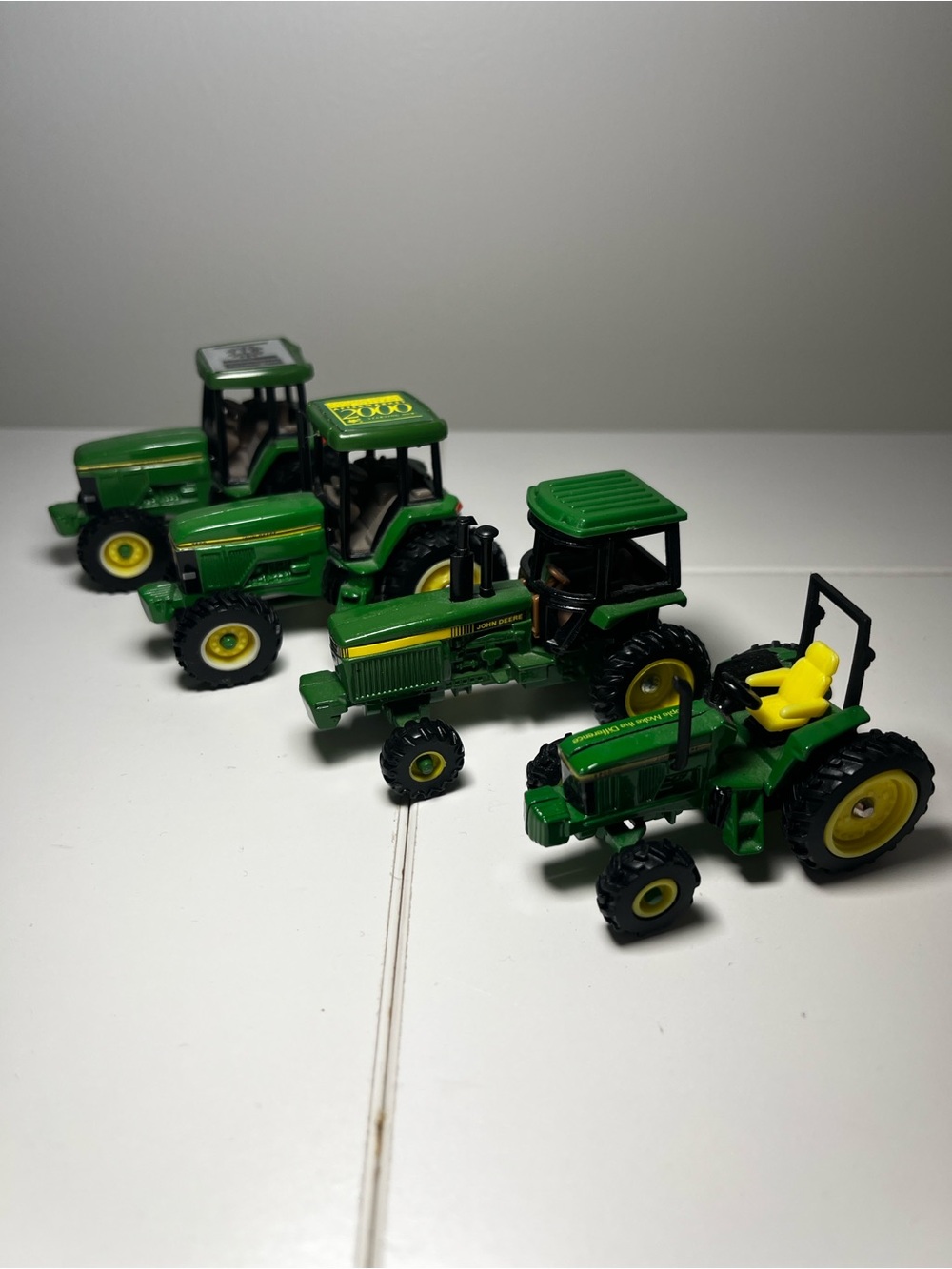 John Deere Collectible Green Toy Tractor Set